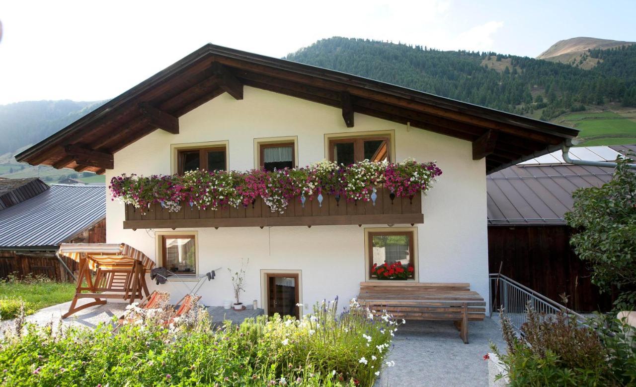 Rieglhof Apartment Hennennest Caprone Kültér fotó